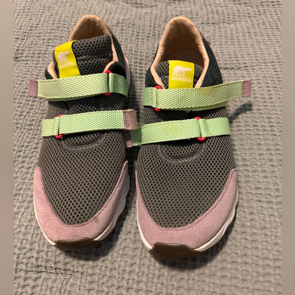 Sorrel Women’s Tennis Shoe - Picture 2 of 4